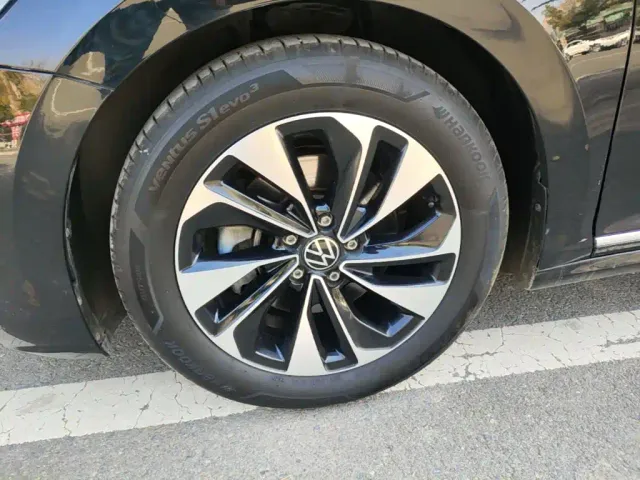 Volkswagen Passat — Фото автомобиля 22