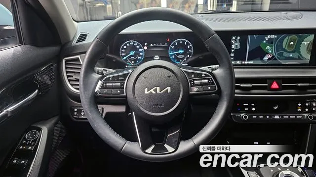 Kia Seltos Бензин 1.6 турбо 2WD — Фото автомобиля 12