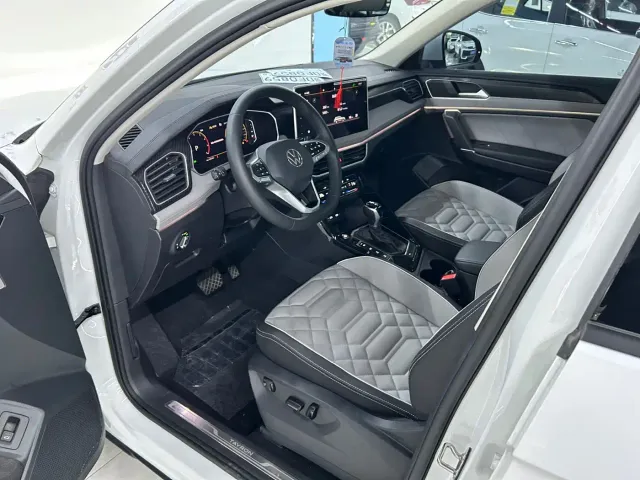 Volkswagen Tayron — Фото автомобиля 3