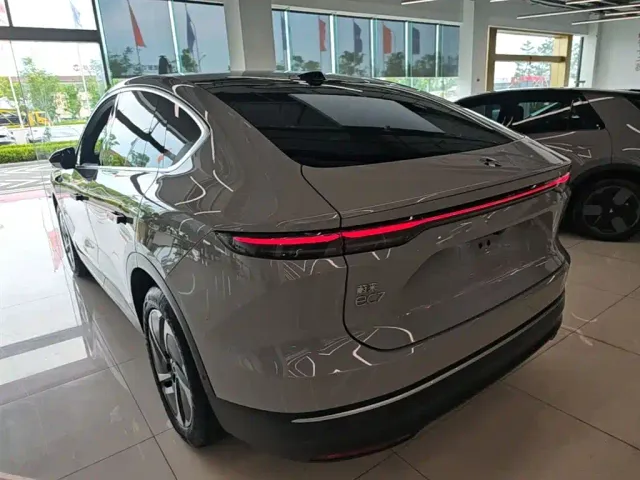 Nio EC7 — Фото автомобиля 4