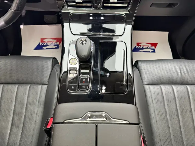 GAC Trumpchi E9 — Фото автомобиля 12