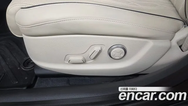 Genesis G80 Бензин 3.5 турбо AWD — Фото автомобиля 28