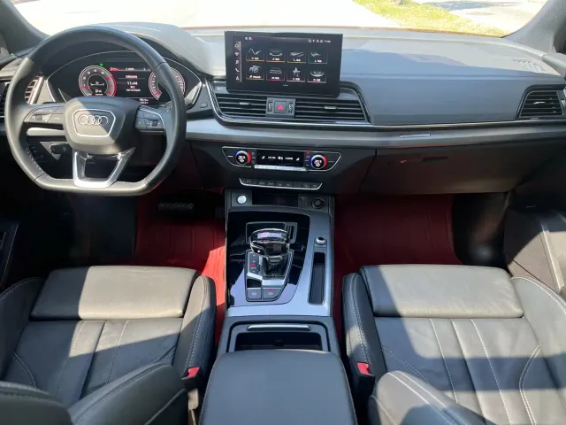 Audi Q5L Sportback — Фото автомобиля 14