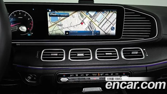 Mercedes-Benz GLE-Class — Фото автомобиля 11