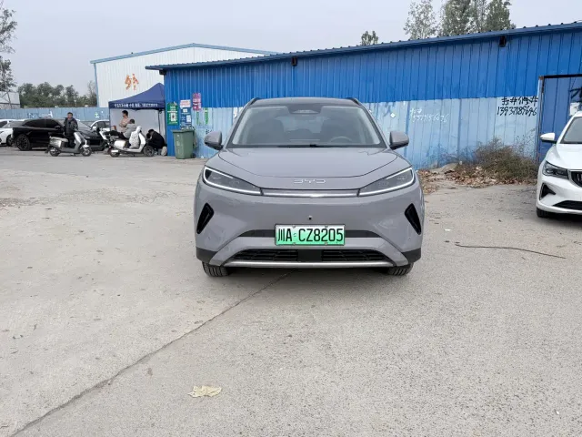BYD Sealion 05 EV — Фото автомобиля 2