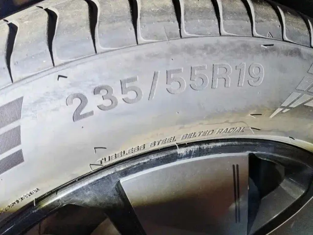 XPeng XPeng X9 2024 610 Long Range Pro — Фото автомобиля 7