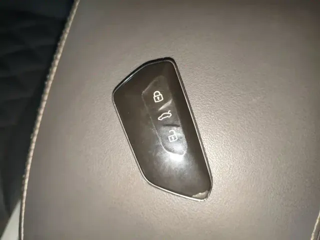 Volkswagen ID.6 Crozz — Фото автомобиля 8