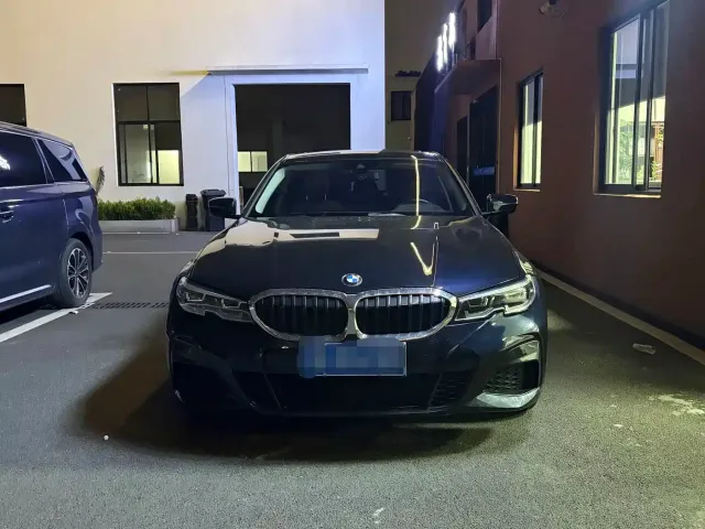 BMW 3 Series — Фото автомобиля 2