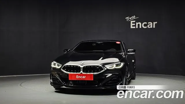 BMW 8 Series — Фото автомобиля 3