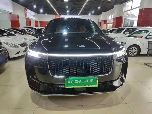 Li Auto ONE — Фото автомобиля 2