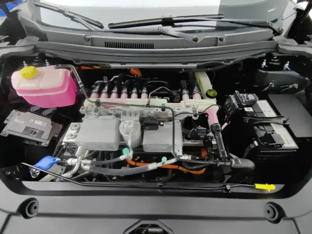 Nezha Auto Nezha X 2025 500 Plus — Фото автомобиля 6