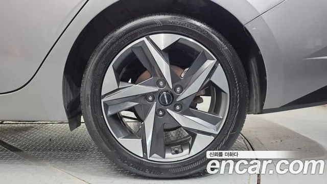Hyundai Avante — Фото автомобиля 6