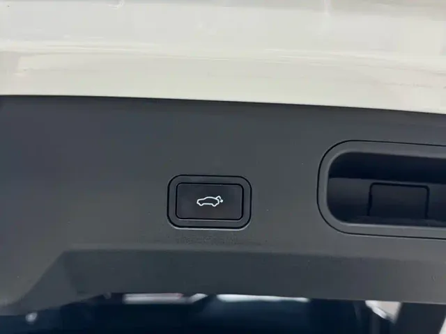 Geely Boyue L — Фото автомобиля 12