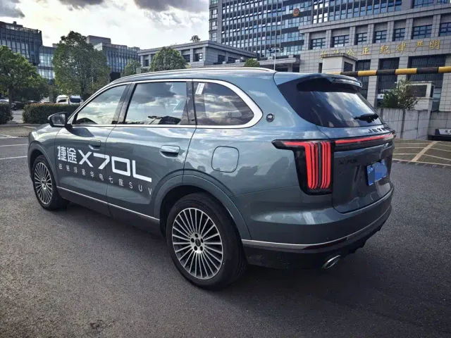 Jetour X70L — Фото автомобиля 5