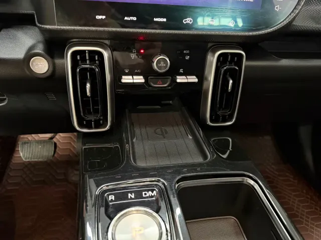 Haval Big Dog — Фото автомобиля 13