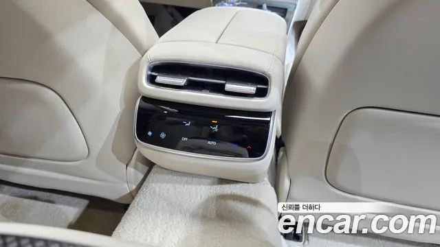 Genesis G80 RG3 — Фото автомобиля 30