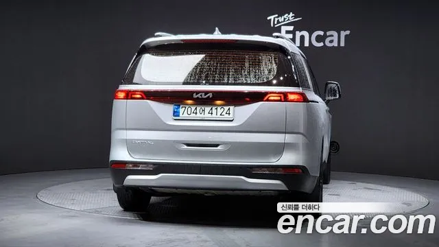 Kia Canival Carnival 4 поколение Бензин 11 мест Prestige — Фото автомобиля 4