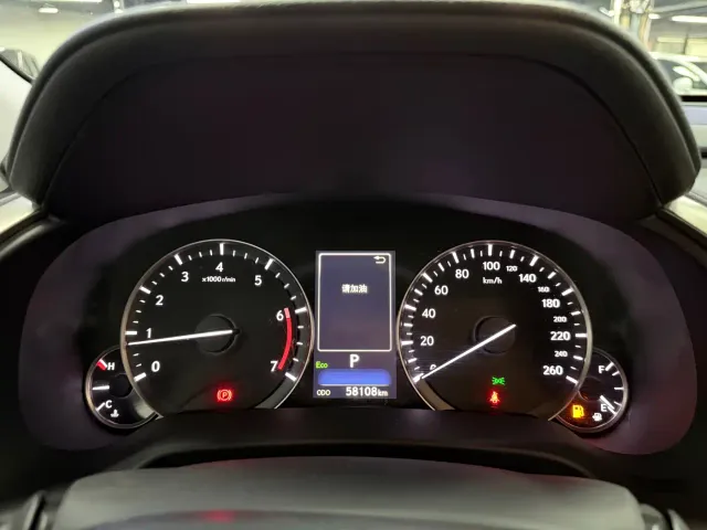 Lexus RX — Фото автомобиля 12