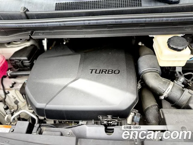 Hyundai Staria Staria 2WD автодом — Фото автомобиля 6