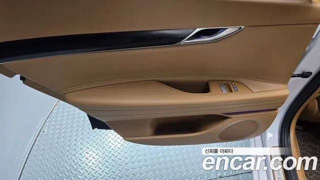 Genesis G80 Бензин 2.5 турбо 2WD — Фото автомобиля 25