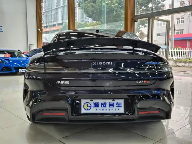 Xiaomi SU7 — Фото автомобиля 12