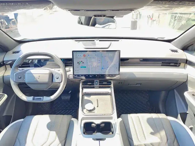 Jetour Shanhai L6 — Фото автомобиля 10