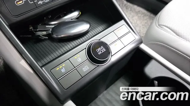 Hyundai Kona Kona (SX2) Бензин 1.6 турбо 2WD — Фото автомобиля 18