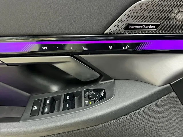 BMW 5 Series — Фото автомобиля 20