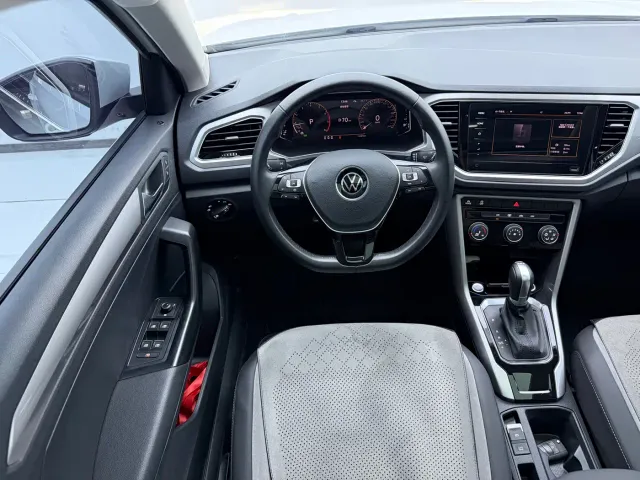 Volkswagen T-Roc — Фото автомобиля 17