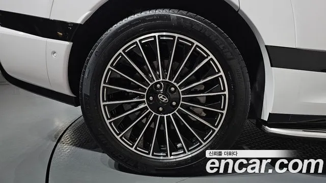 Hyundai Ioniq 9 — Фото автомобиля 6