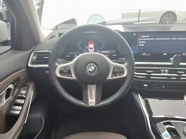 BMW i3 — Фото автомобиля 10