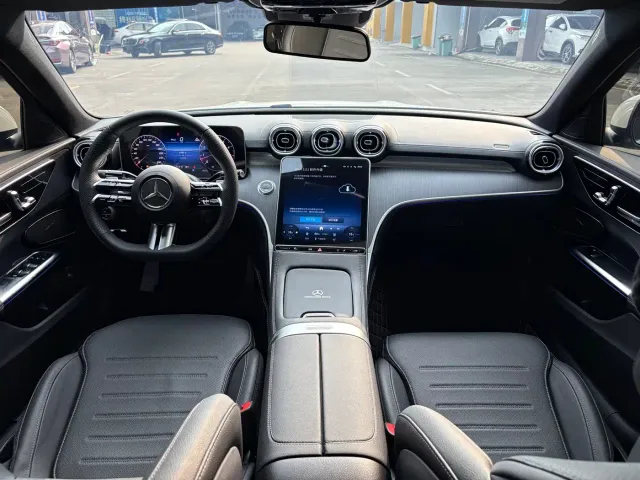 Mercedes-Benz C-Class — Фото автомобиля 6
