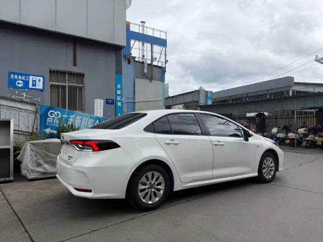 Toyota Corolla — Фото автомобиля 5