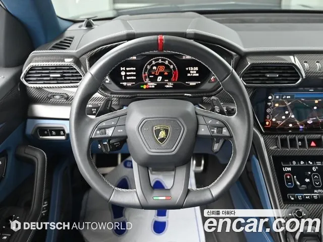 Lamborghini Urus — Фото автомобиля 12