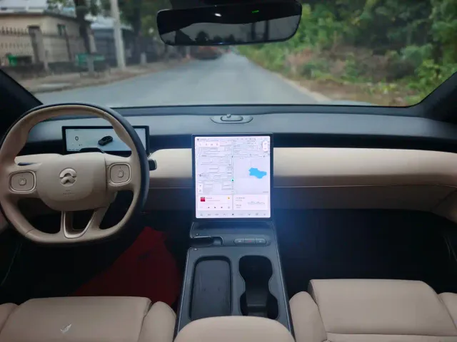 Nio ET5 Touring — Фото автомобиля 6