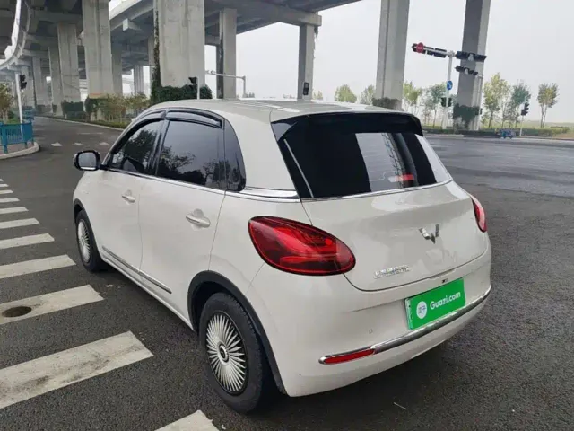 Wuling Bingo — Фото автомобиля 4