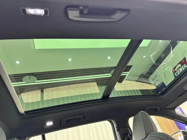 Audi Q5 e-tron — Фото автомобиля 20