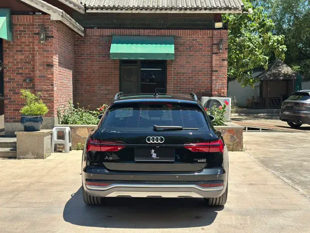 Audi A6 — Фото автомобиля 5