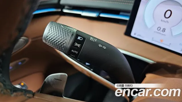 Genesis GV70 2.5T Бензин 2WD — Фото автомобиля 20