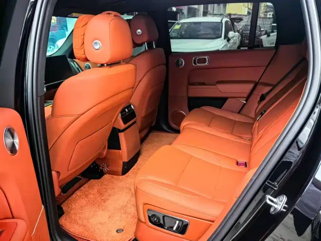 Li Auto L7 — Фото автомобиля 6