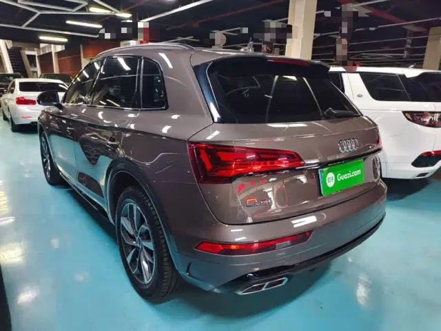 Audi Q5L — Фото автомобиля 4