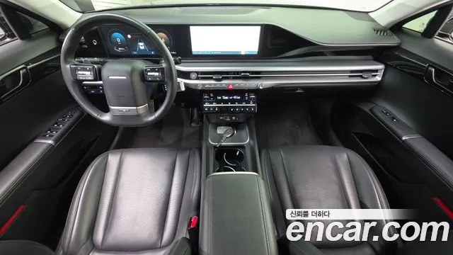 Hyundai Grandeur GN7 — Фото автомобиля 10