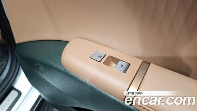 Hyundai Grandeur GN7 — Фото автомобиля 18