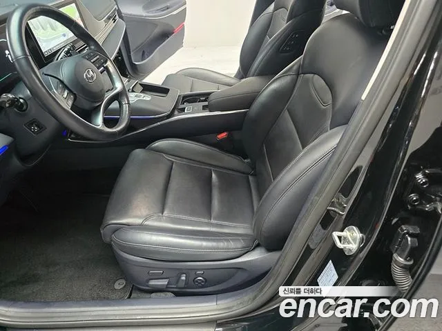 Hyundai Grandeur Новый Grandeur IG — Фото автомобиля 15