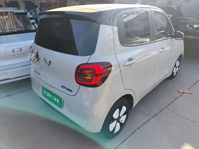 Wuling Hongguang Mini EV — Фото автомобиля 6