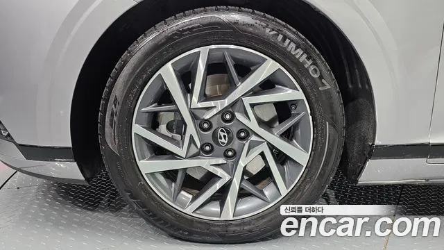 Hyundai Grandeur GN7 — Фото автомобиля 5