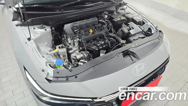 Hyundai Avante — Фото автомобиля 9