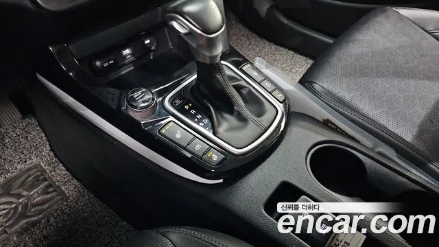 Kia Seltos Бензин 1.6 турбо 2WD — Фото автомобиля 9