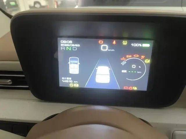 Wuling Hongguang Mini EV — Фото автомобиля 8