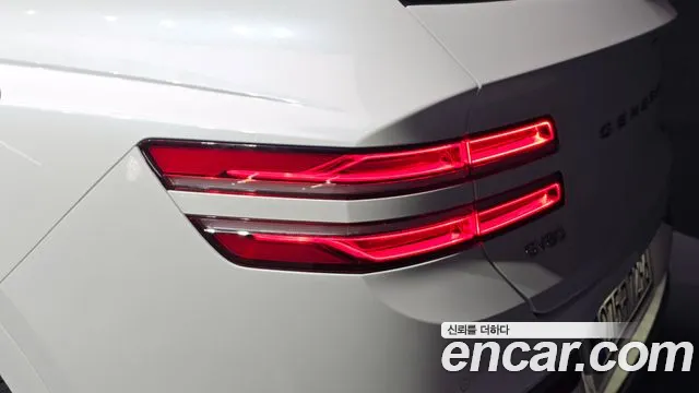Genesis GV80 — Фото автомобиля 8